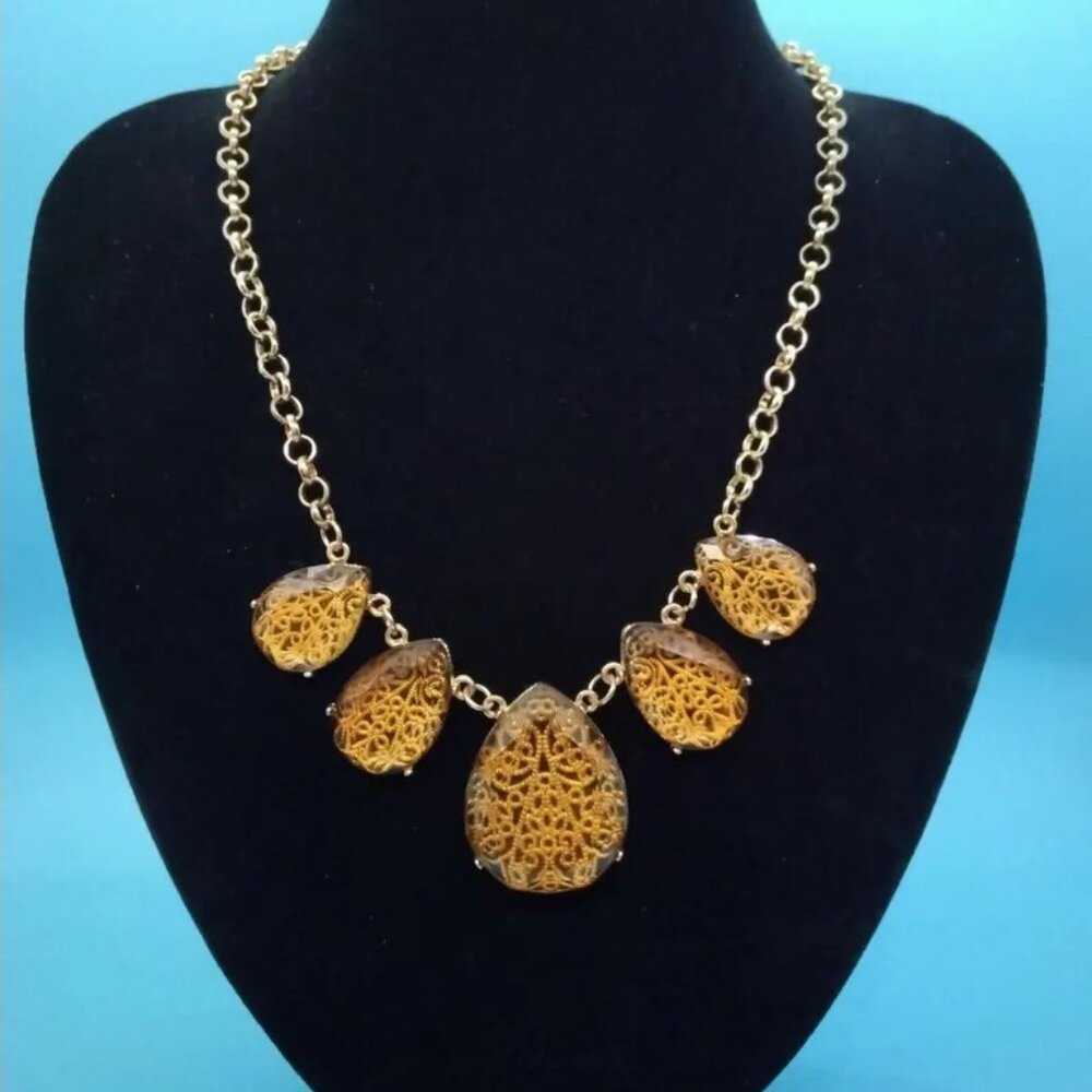 New Womens Filigree Necklace & Earrings Set Gold Toned Acrylic Teardop - Picture 5 of 6